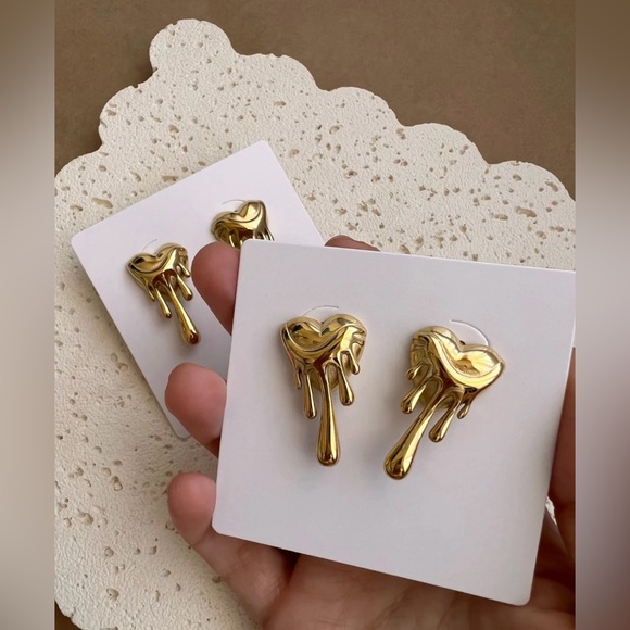 18K GOLD PLATED Melting Dripping Heart Stud Earrings